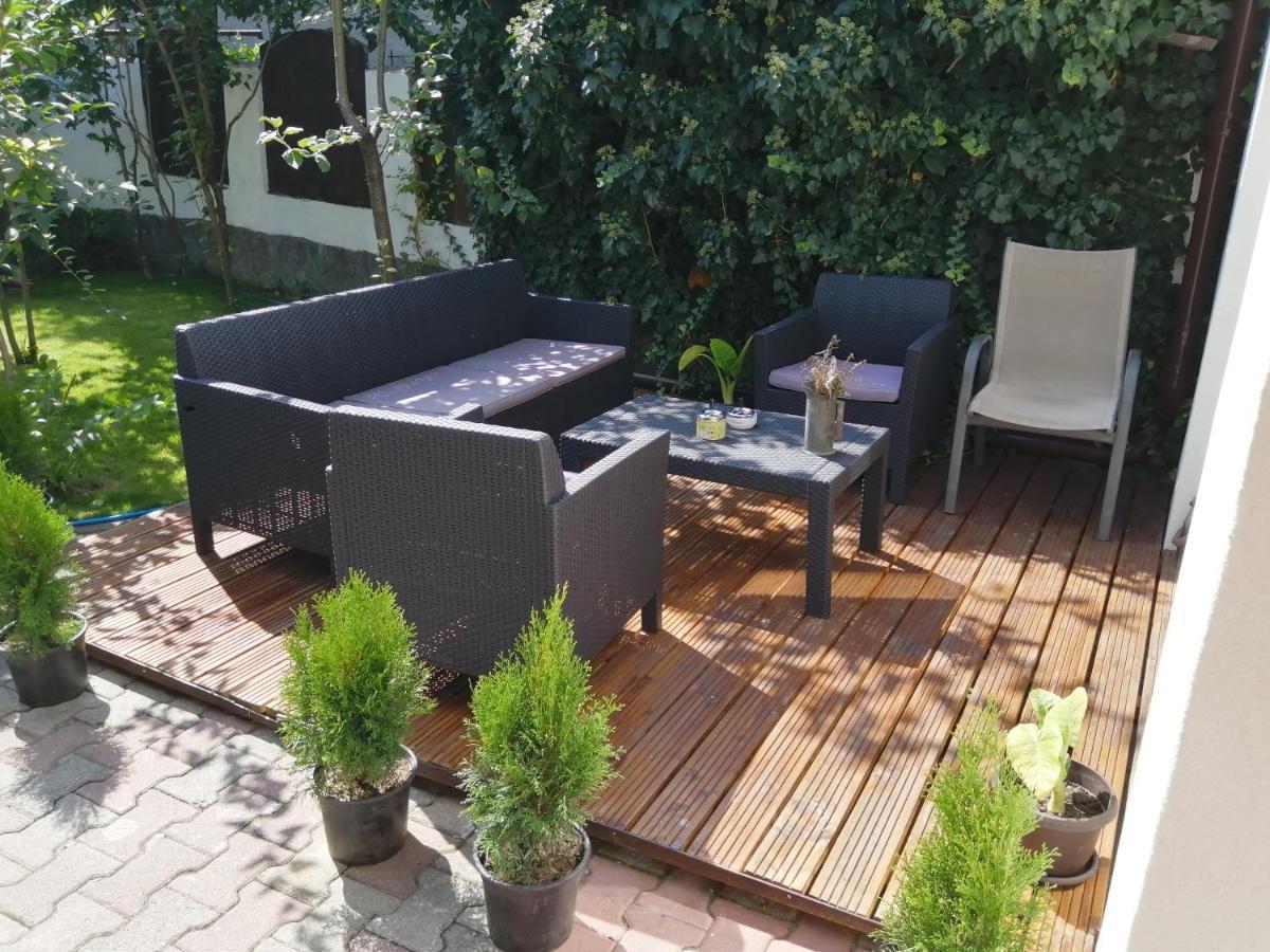 Casa Scheiana Bed and Breakfast Braşov Exteriör bild